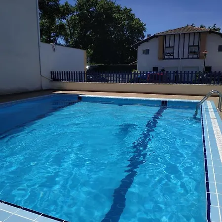 Coqueto Apartamento Con Piscina Comunitaria 公寓